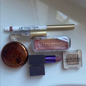 Lips , eyes , primer minis and full size